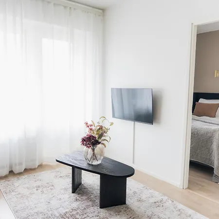 Huoneisto With Prime Location, Sauna & Parking - Ailo *